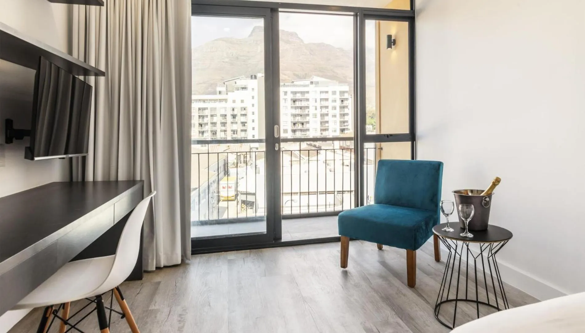 Historic Retreat In A Scenic Area Apartment Cape Town